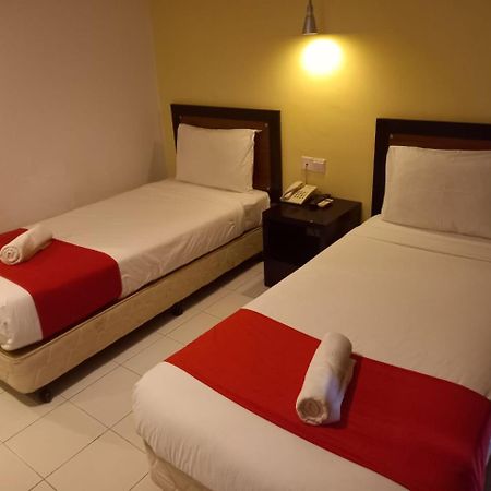 Syajie Koptown Hotel Segamat Eksteriør bilde