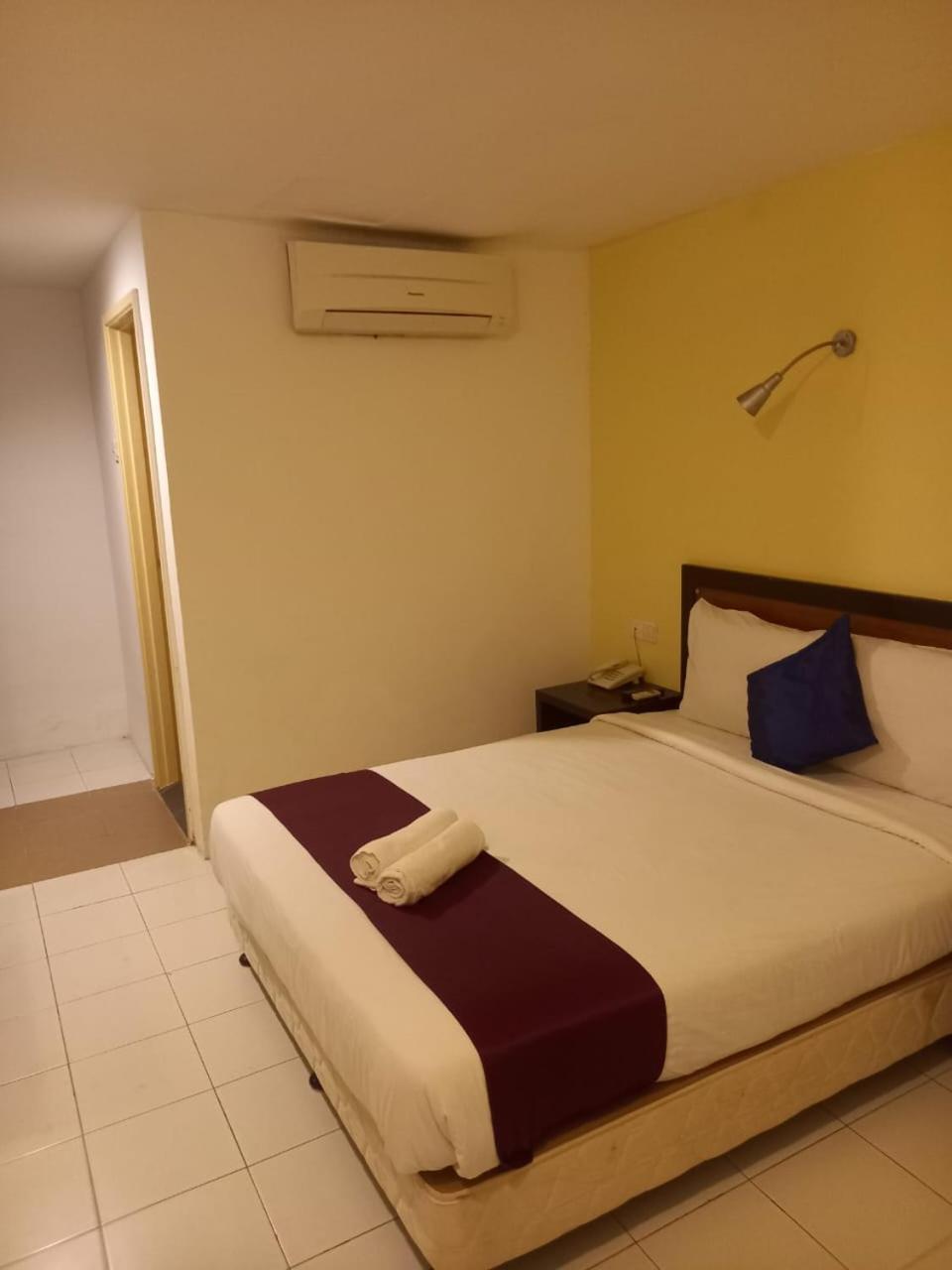 Syajie Koptown Hotel Segamat Eksteriør bilde